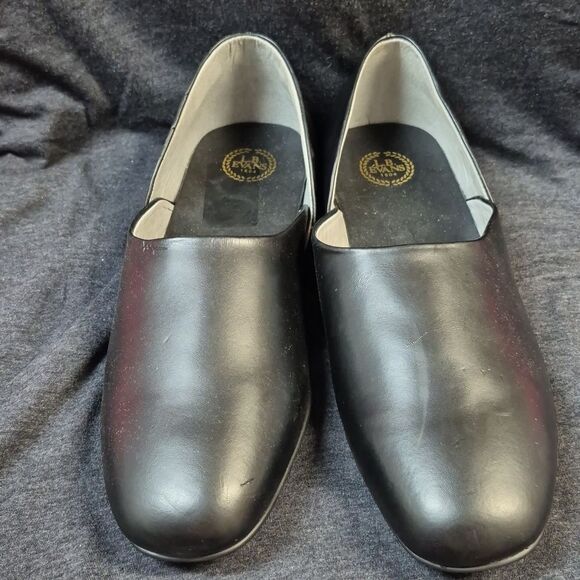 LB Evans Men's 12 Black Leather Slipper - NWOT - Picture 2 of 7
